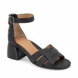 GENTLE SOULS BY KENNETH COLE MYLA HEELED BLACK LEATHER SANDALS SIZE 10 NEW